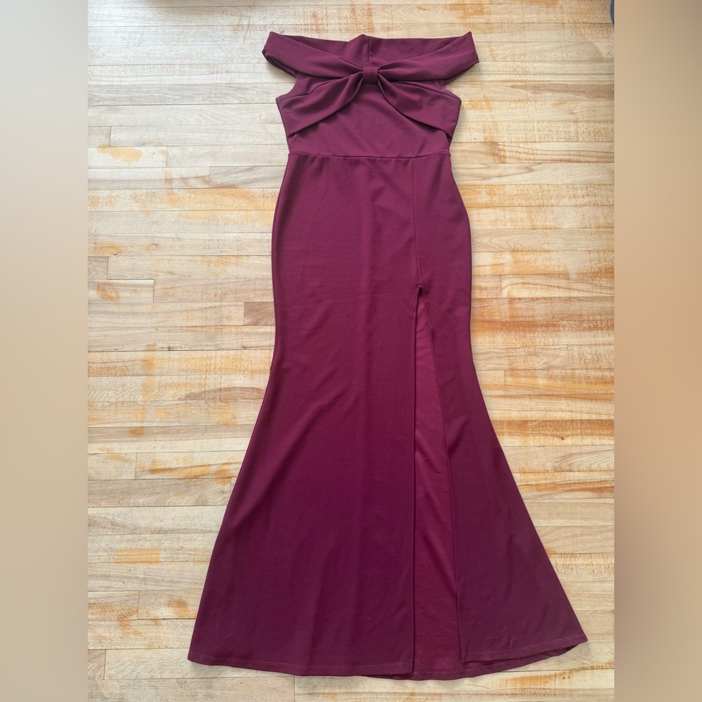 Elegant Burgundy Evening Gown